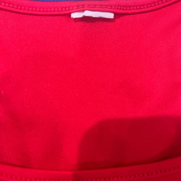 ‼️ Bundle of (3) CRUNCH Fitness 💪🏻 Workout Tank Tops - (2) Small (1) Medium - Picture 3 of 10